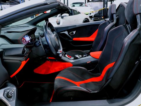 Used 2017 Lamborghini Huracan LP 580-2 image 22