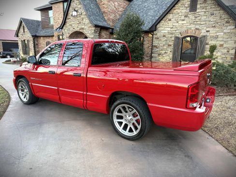 Used 2005 Dodge Ram SRT-10 SRT-10 image 3