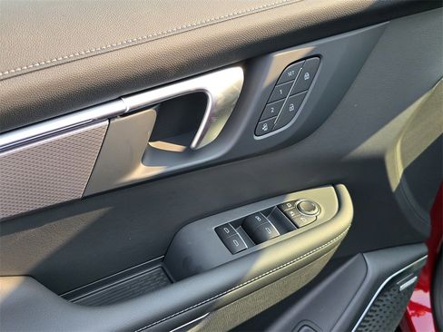 New 2026 Buick Enclave Sport Touring image 12