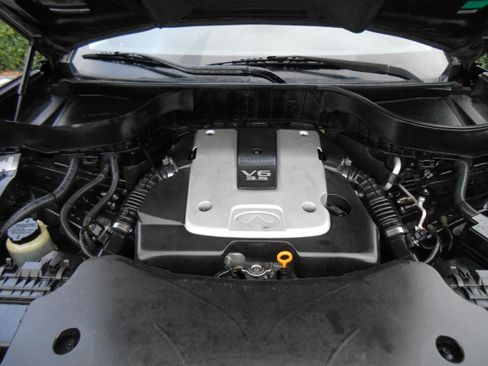 Used 2010 INFINITI FX35 image 19