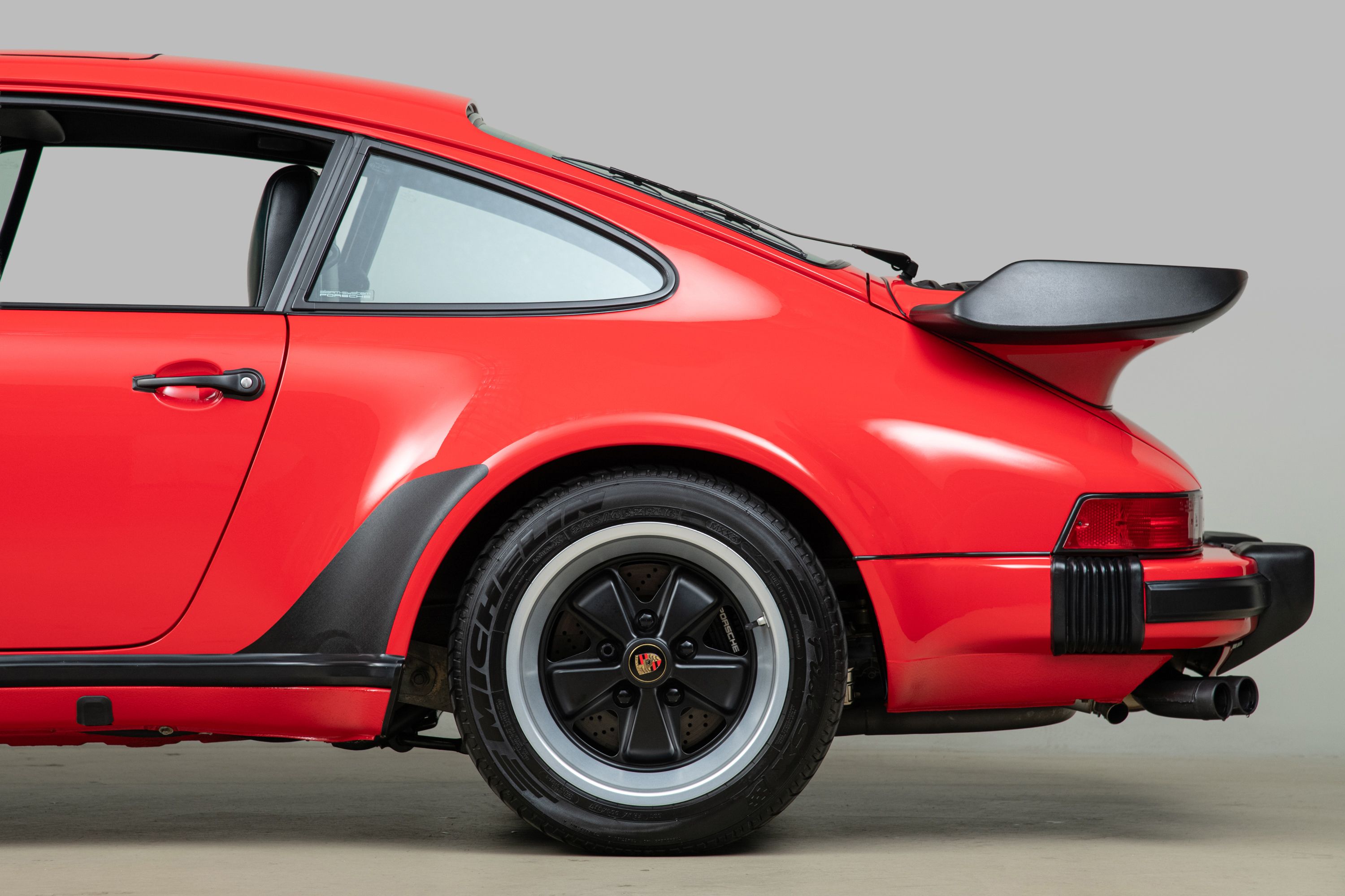 Used 1988 Porsche 911 Turbo Coupe RWD image 60