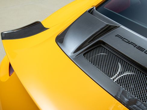 Used 2018 Porsche 911 GT2 RS image 81