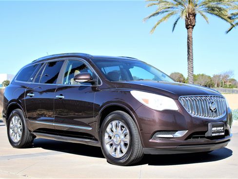 Used 2015 Buick Enclave Premium image 4