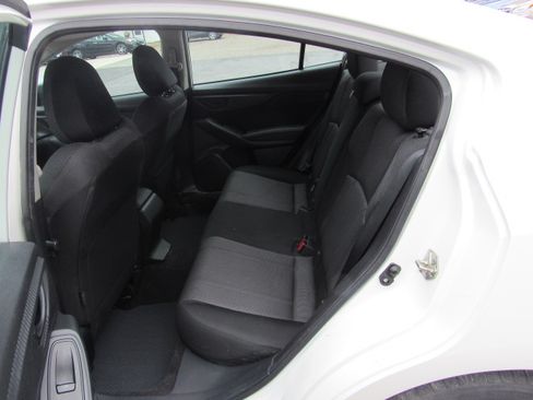 Used 2017 Subaru Impreza 2.0i Premium image 15