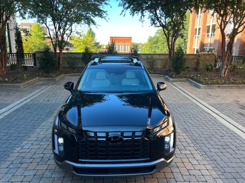 Used 2023 Hyundai Palisade Limited image 10