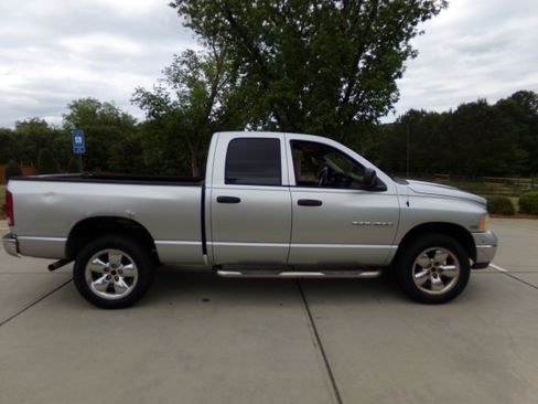 Used 2004 Dodge Ram 1500 Truck 4x4 Crew Cab SLT image 6