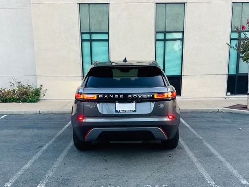 Used 2018 Land Rover Range Rover Velar S AWD/4WD image 7