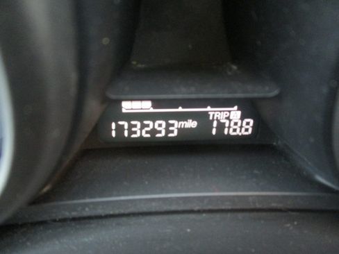 Used 2012 MAZDA MAZDA3 i Grand Touring image 31