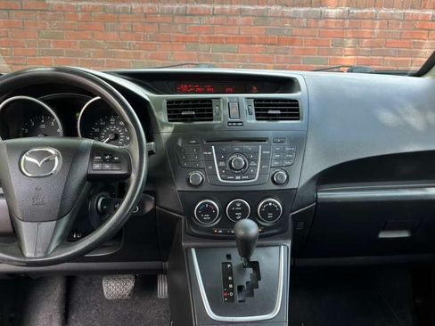 Used 2012 MAZDA MAZDA5 Sport FWD image 14