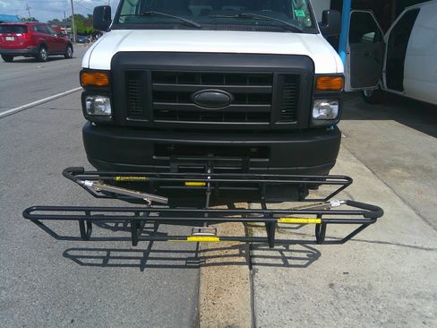 Used 2014 Ford E-150 and Econoline 150 Club Wagon image 19