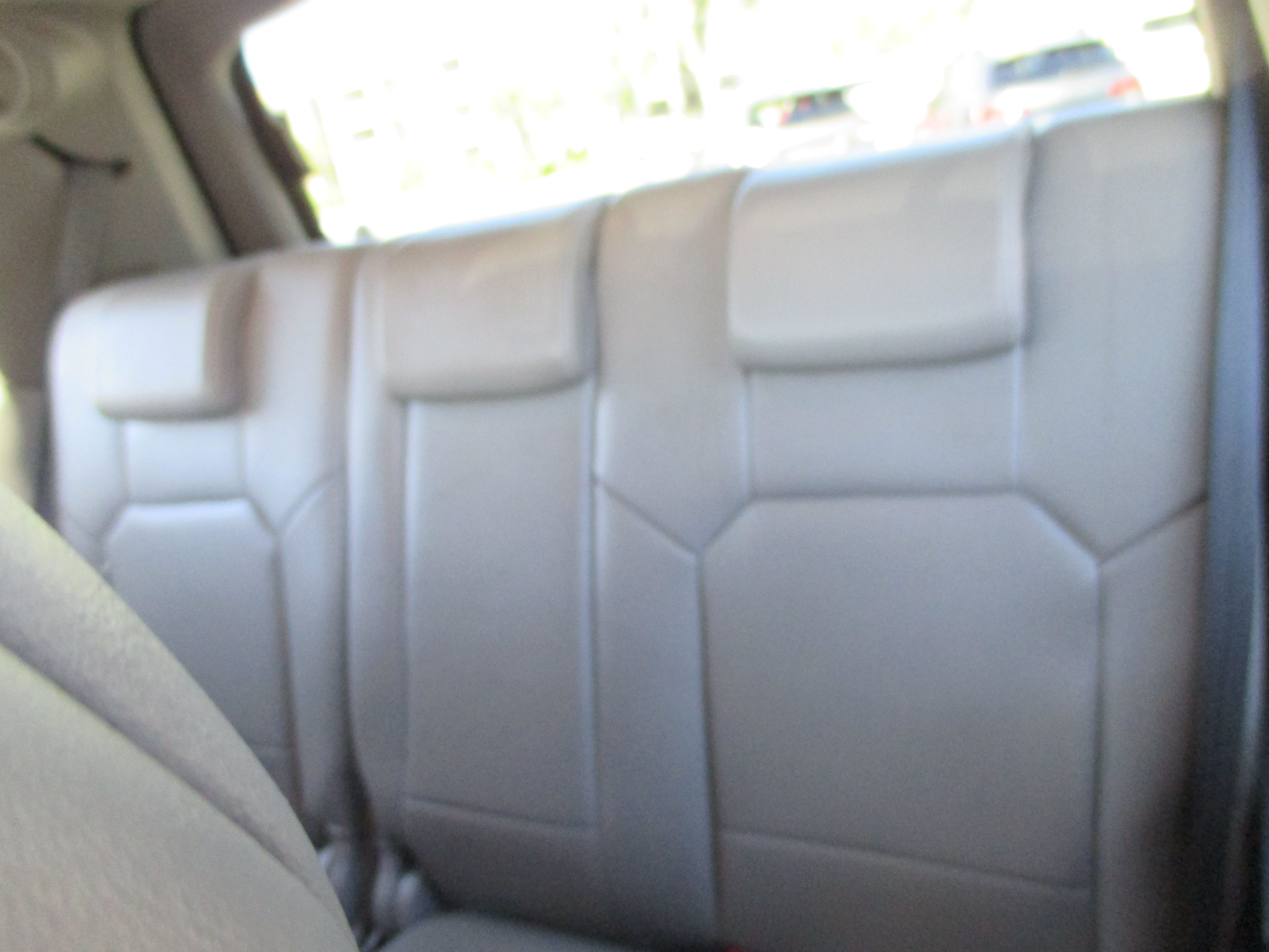 Used 2010 Honda Pilot 4WD EX-L w/ RES image 9