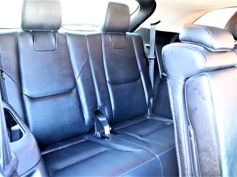Used 2018 MAZDA CX-9 FWD Touring image 17