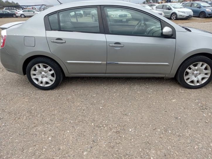 Used 2011 Nissan Sentra 2.0 S FWD image 3