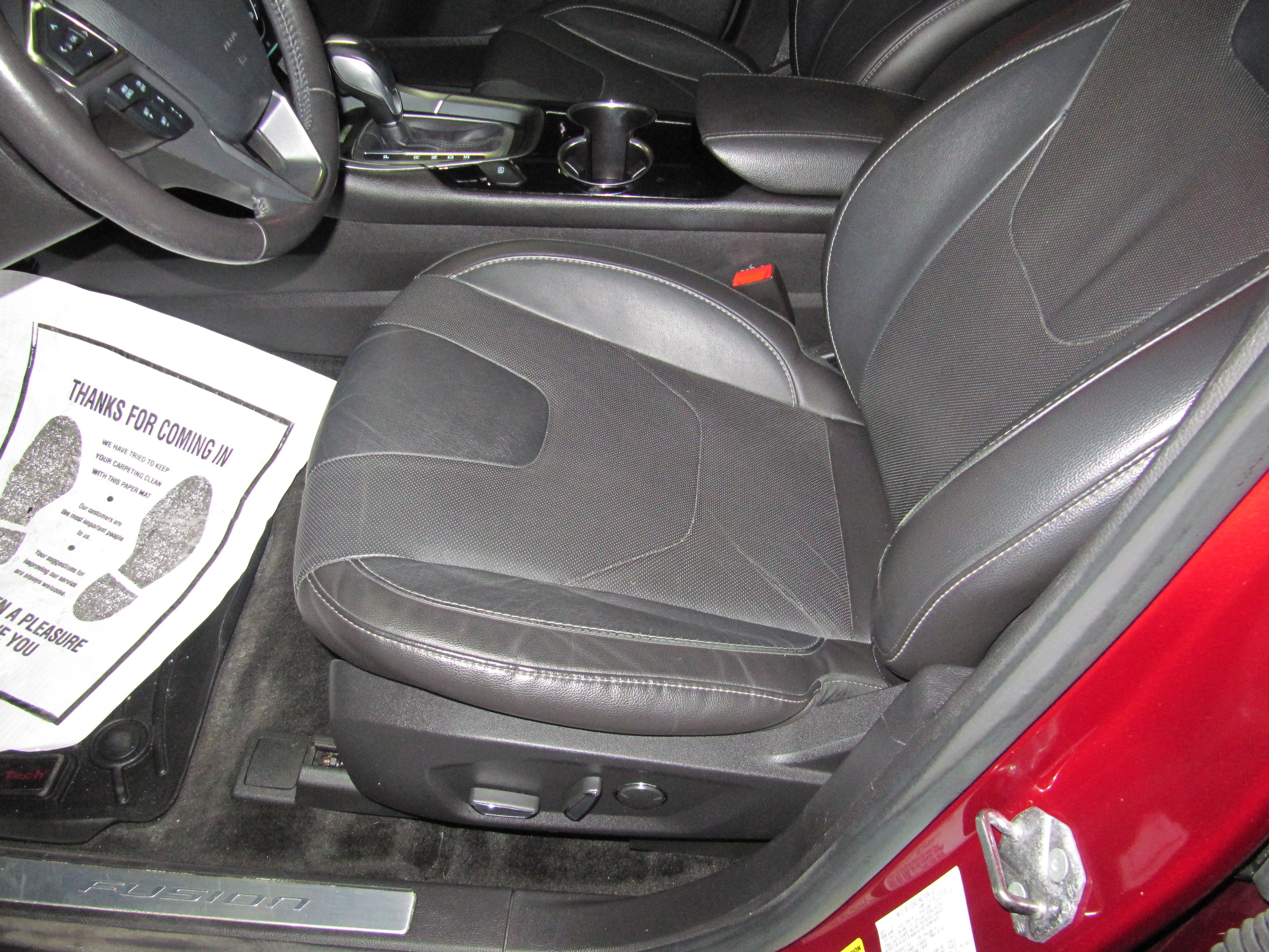 Used 2015 Ford Fusion Titanium AWD image 19