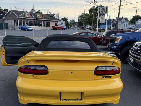 Used 1995 Chevrolet Camaro Z28 RWD image 6