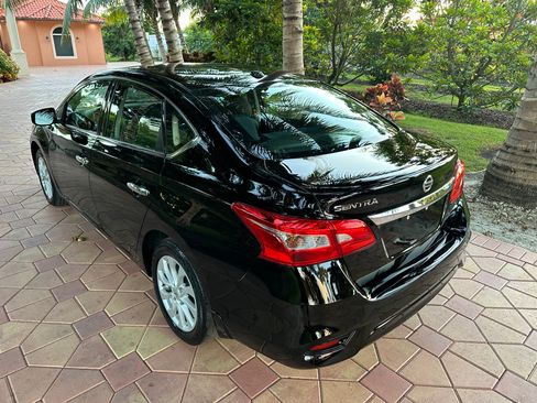 Used 2019 Nissan Sentra SV FWD image 5