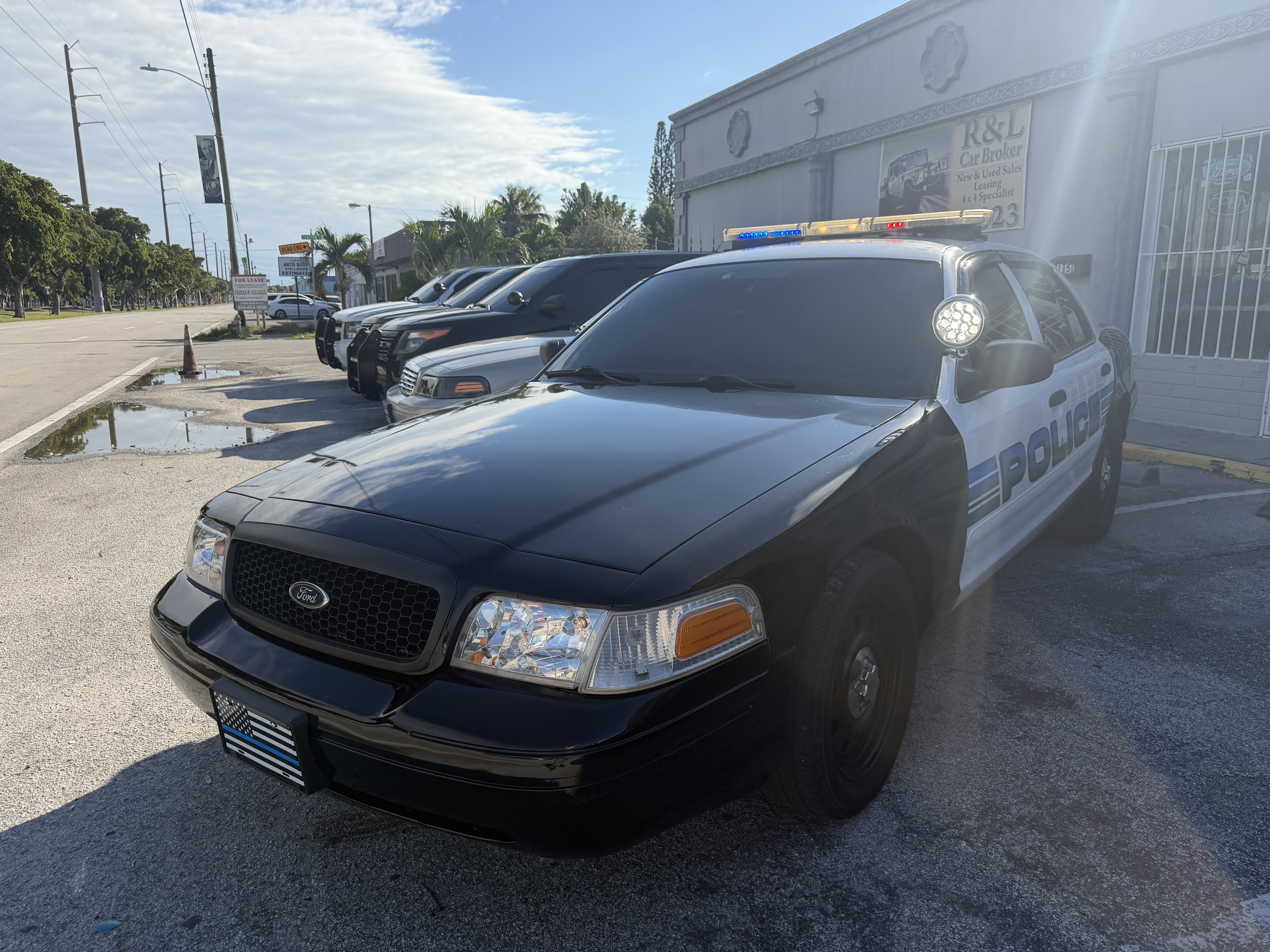 Used 2006 Ford Crown Victoria Police Interceptor RWD image 3