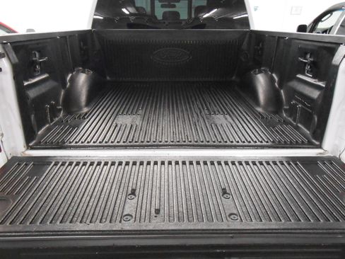 Used 2017 Ford F150 XLT Pickup 4D 5 1/2 ft AWD/4WD image 6