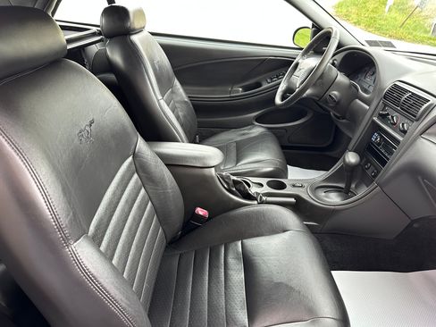 Used 2003 Ford Mustang GT Premium image 12