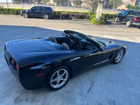 Used 2003 Chevrolet Corvette image 17