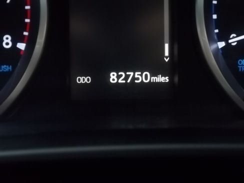 Used 2019 Toyota Highlander AWD V6 image 29