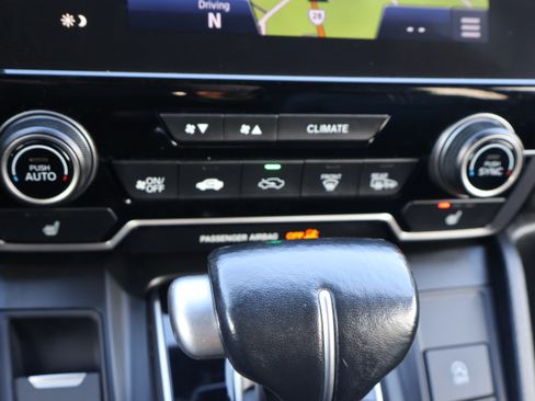 Used 2020 Honda CR-V Touring image 28