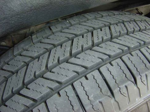 Used 2018 Chevrolet Express 2500 image 12