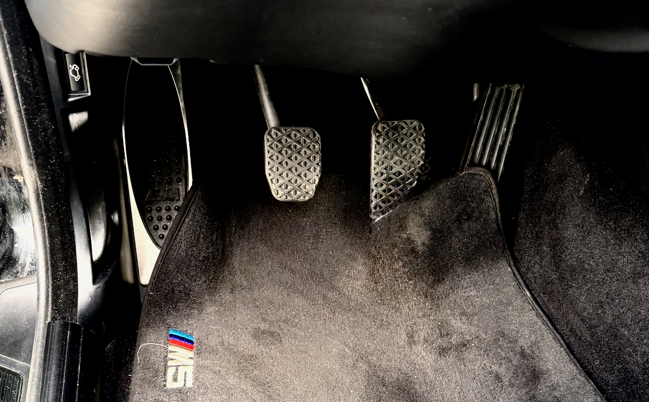 Used 2000 BMW M5 UNAVAIL RWD image 32