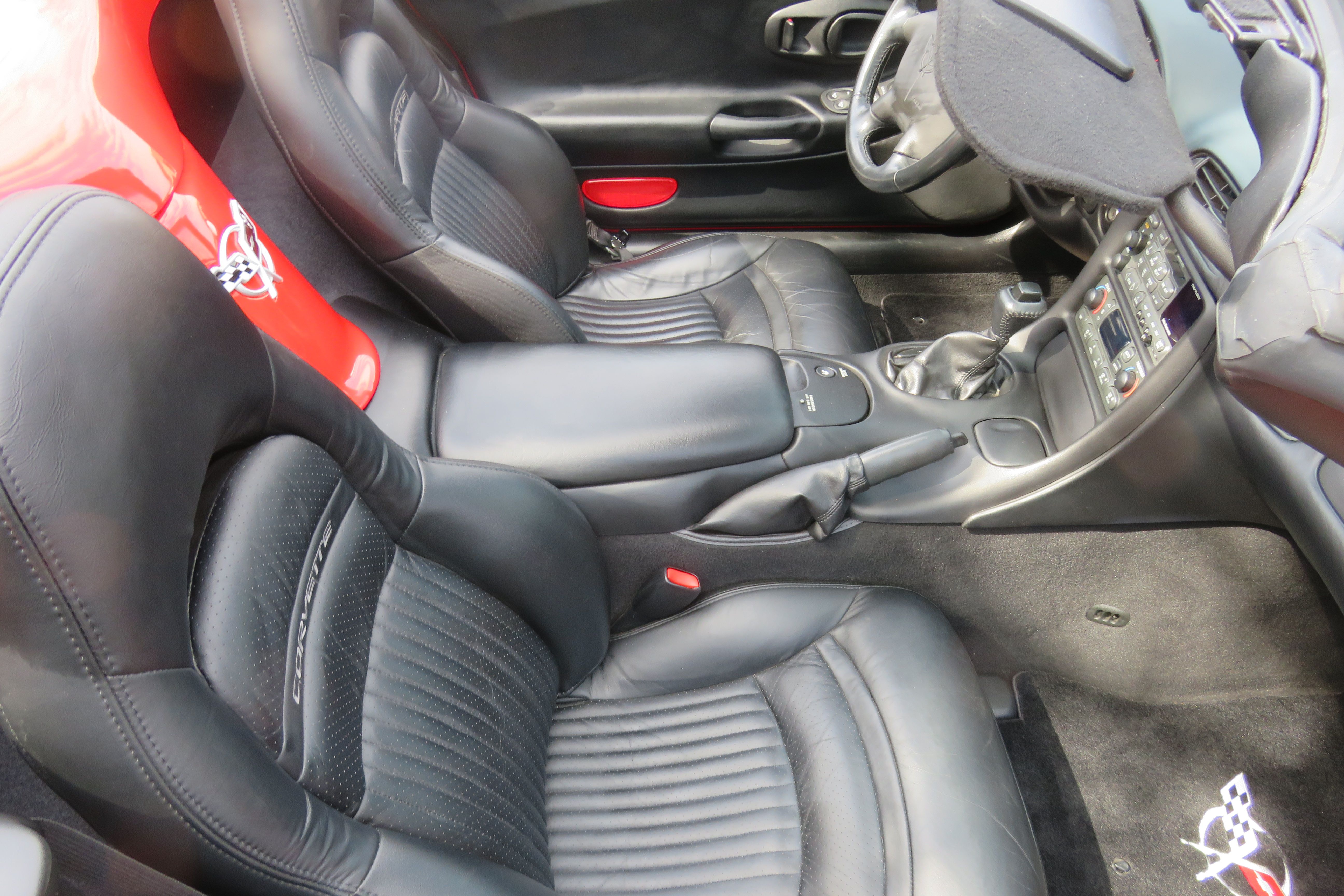 Used 2003 Chevrolet Corvette Convertible RWD image 20