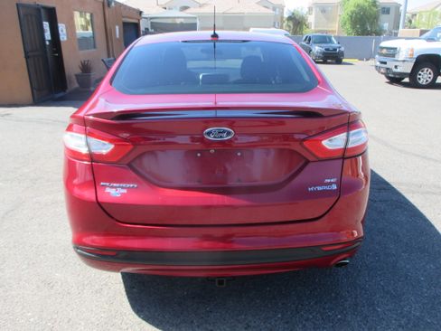 Used 2014 Ford Fusion SE Hybrid FWD image 10