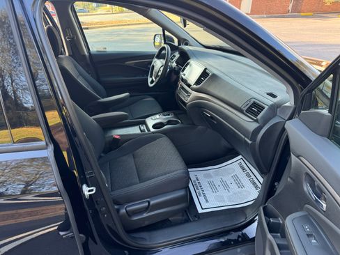 Used 2021 Honda Ridgeline Sport image 17