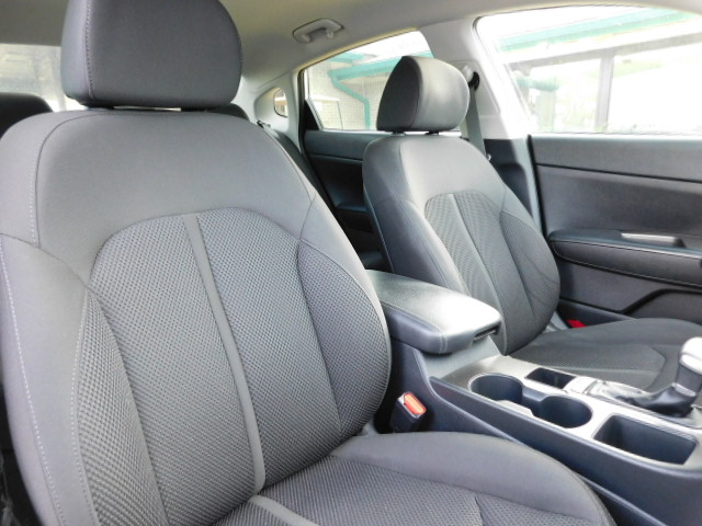 Used 2020 Kia Optima LX FWD image 18