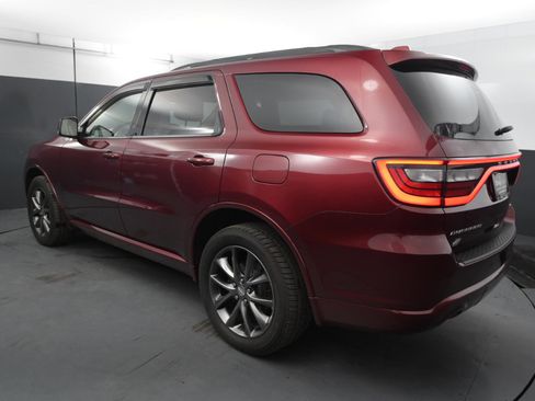 Used 2018 Dodge Durango GT image 3