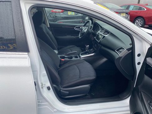 Used 2019 Nissan Sentra SV image 13