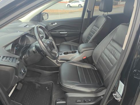 Used 2016 Ford Escape SE image 5