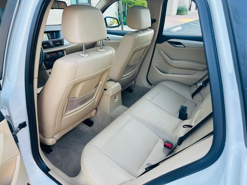 Used 2015 BMW X1 sDrive28i w/ PREMIUM PACKAGE RWD image 13