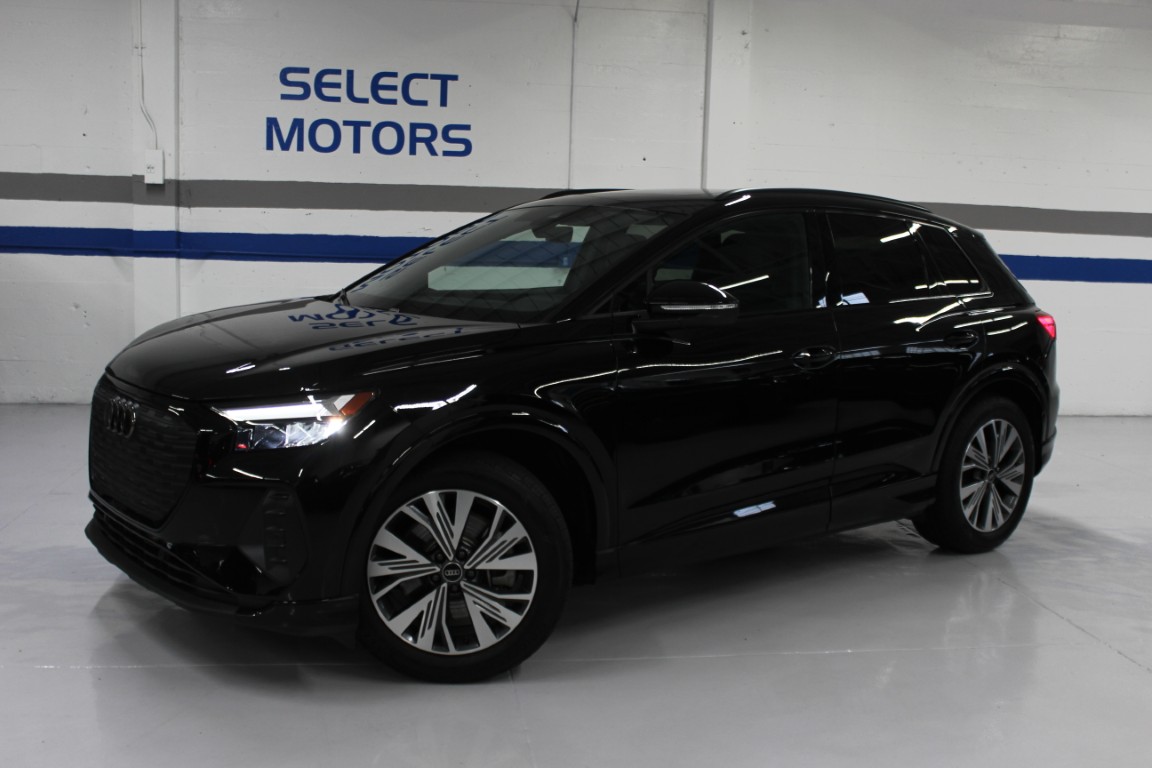 Used 2025 Audi Q4 e-tron Premium RWD image 1