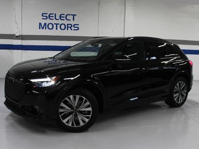 Used 2025 Audi Q4 e-tron Premium