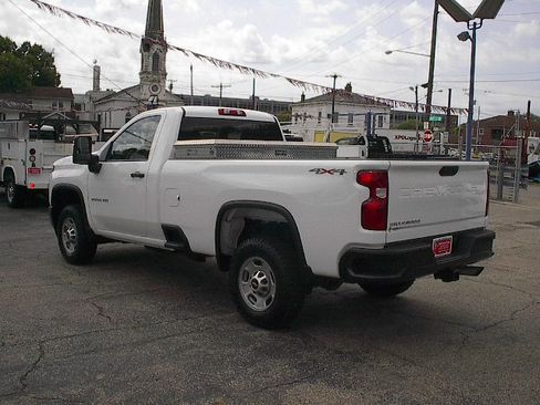 Used 2022 Chevrolet Silverado 2500 W/T AWD/4WD image 8