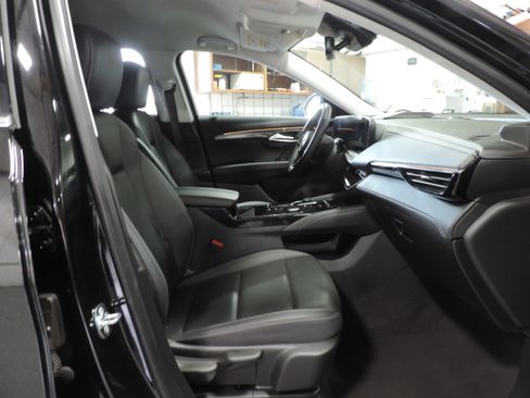 Used 2025 Buick Envision Preferred image 24