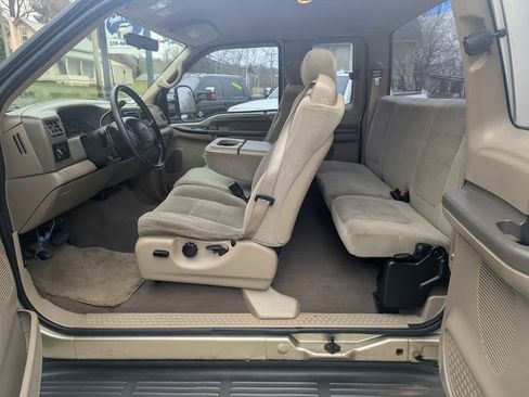 Used 2001 Ford F250 image 7