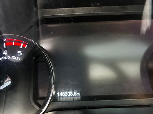 Used 2017 Ford F350 4x4 Crew Cab DRW Super Duty image 15