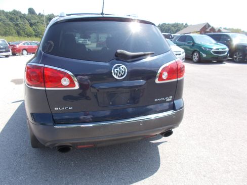 Used 2011 Buick Enclave 2WD CXL image 3
