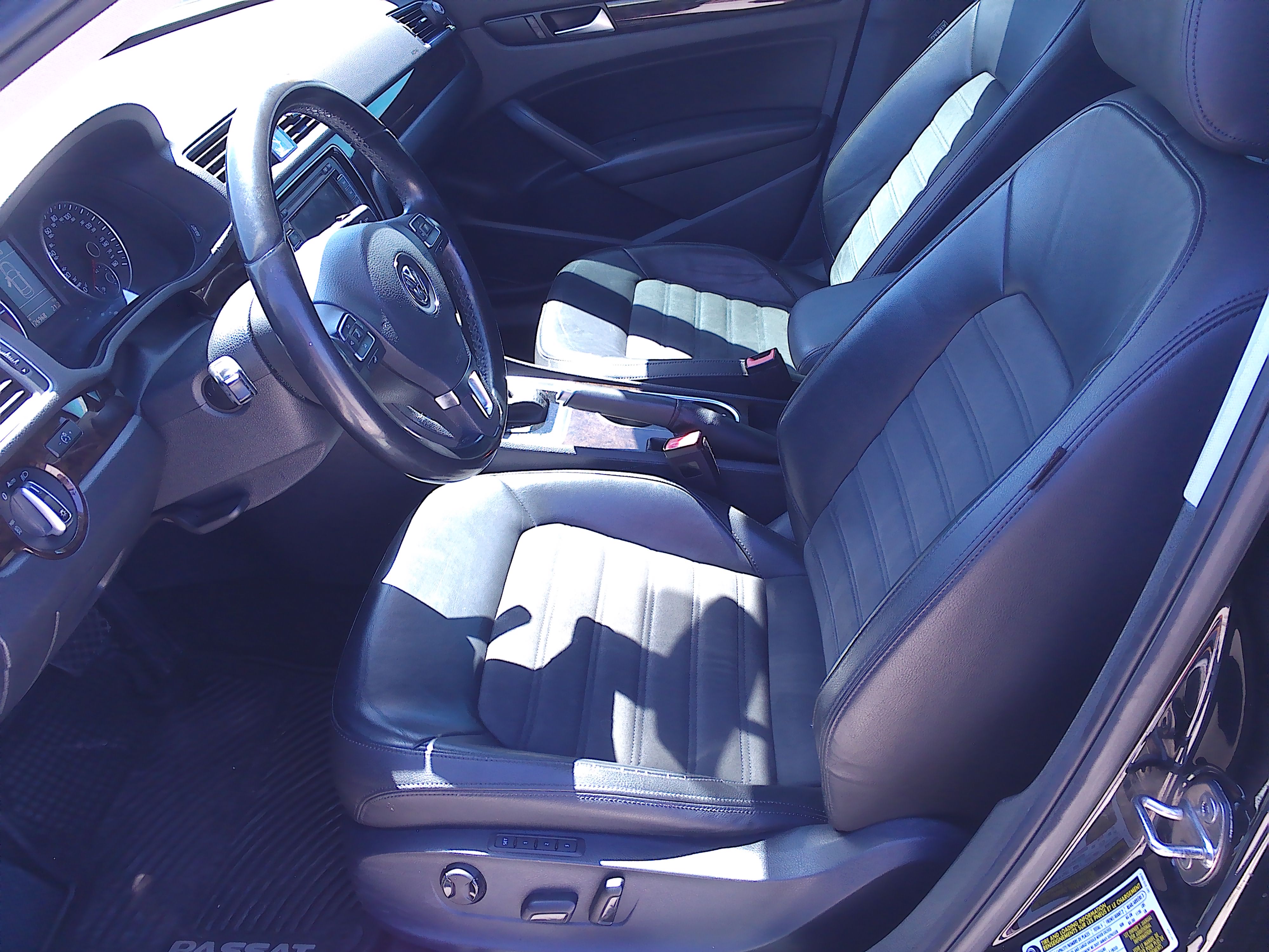 Used 2015 Volkswagen Passat TDI FWD image 7