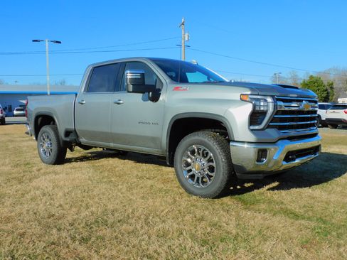 New 2026 Chevrolet Silverado 2500 LTZ image 9