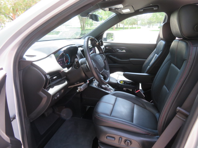 Used 2022 Chevrolet Traverse FWD RS image 28