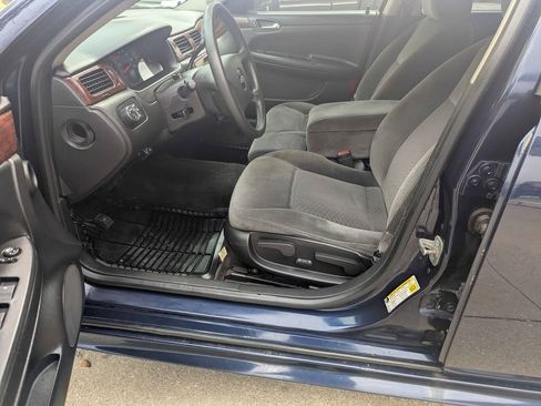 Used 2010 Chevrolet Impala LS image 6