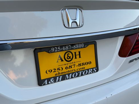 Used 2017 Honda Accord Sport image 22