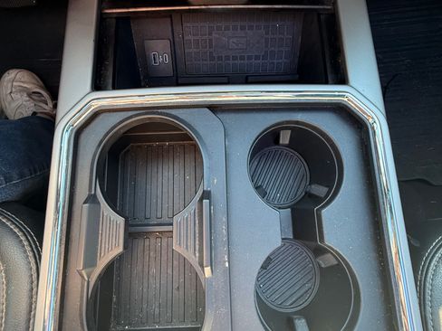 Used 2022 Ford F250 Super Duty Platinum image 23