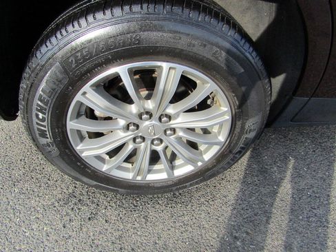 Used 2017 Cadillac XT5 AWD Luxury image 11